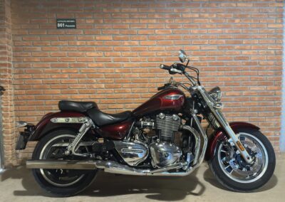 TRIUMPH THUNDERBIRD COMMANDER
