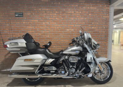 ULTRA LIMITED 114 CVO